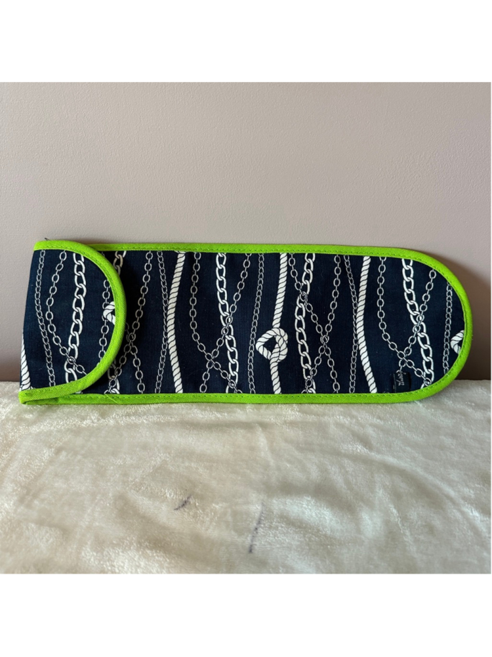 Thirty One Heat Resistant Straightener Bag Navy Nautical Travel Case